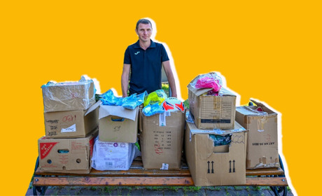 Подарунок від благодійників футболістам - вихованцям Кагарлицької ДЮСШ