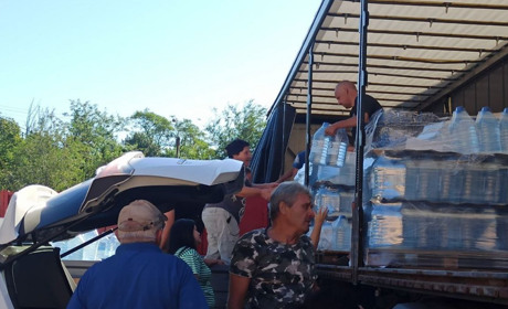 У Марганецькій громаді триває видача гуманітарної допомоги