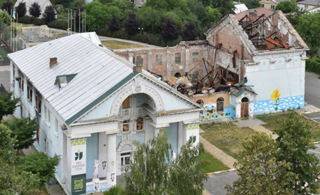 Ремонтів не буде. На окупованій Луганщині розпочали "оптимізацію" закладів культури