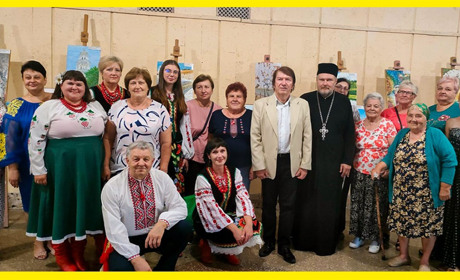 Співали, танцювали, торгували: як у Слободі, святкуючи збирали кошти на дрони землякам-захисникам