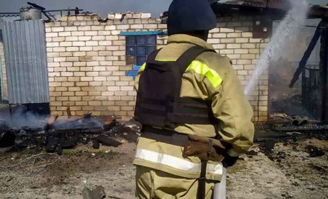 У двох прикордонних населених пунктах Шосткинського району були пожежі через ворожі удари