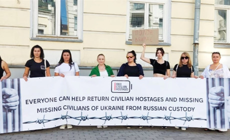 Цивільні в полоні: акція родин під офісом Координаційного штабу у Києві