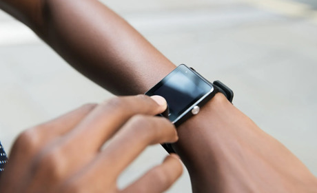 Жіночі смартгодинники Samsung Galaxy Watch 4 — для тих, хто не звик програвати