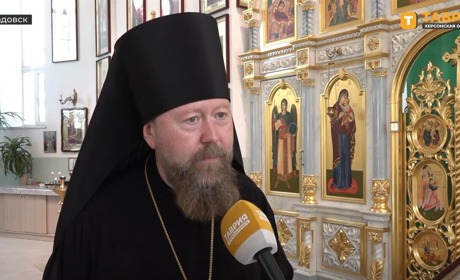 "Створити дитячу недільну школу". Незаконно призначений єпископ Скадовська планує виховувати молодь