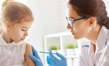 Вакцинація перед школою і дитячим садком: що потрібно знати батькам