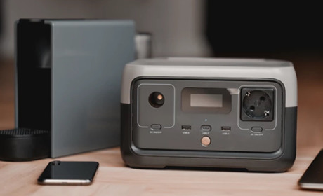 Зарядні станції зі США та Європи напряму до України