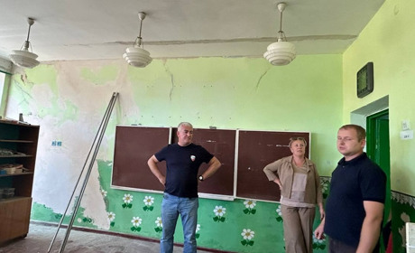 Початкову школу окупанти хочуть відкрити у Великій Благовіщенці: чи встигнуть вони це до 1 вересня?