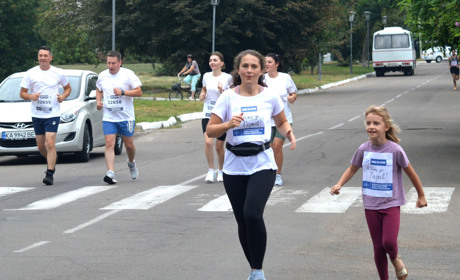 Від 4 до 77 років: у Переяславі провели забіг на вшанування пам'яті захисників України ФОТО