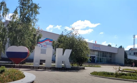 У Нову Каховку приїжджають строковики з Криму