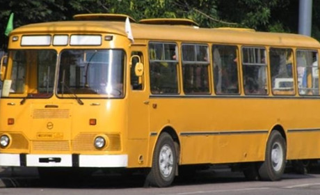 На Луганщині скаржаться на нестабільну роботу автобусів. В якому місті окупанти недогодили "ждунам"