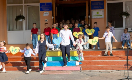 Майже 300 маленьких школяриків вперше сіли за парти на Золотоніщині