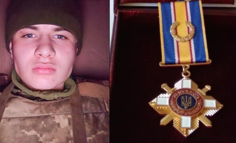 Нагороджено посмертно: орден Анатолія Пака із Халчі отримали батьки полеглого Героя