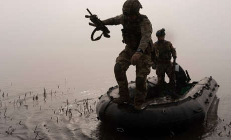 Російські війська не зменшують свою чисельність на лівобережжі Херсонщини — експерт