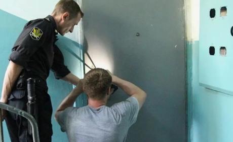 На Старобільщині окупанти продовжують відбирати "безгоспне" житло у власників. Адреси