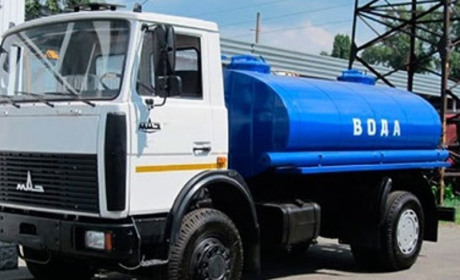 Жителів Покровської громади продовжують забезпечувати питною водою. Точки підвозу