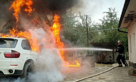 У селі Кліводин горів автомобіль