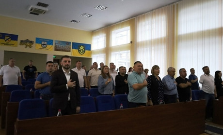 Засідання Звягельської міської ради: нові програми, підтримка військових та безпека громади