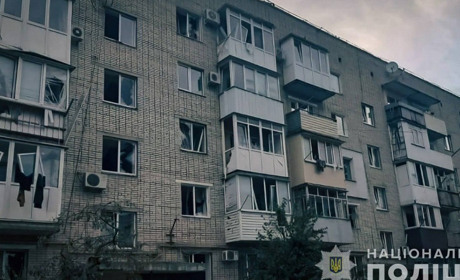 Поліцейські Сумщини показали наслідки обстрілів, зокрема на Шосткинщині – одна людина загинула