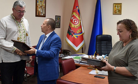 Тих, хто виховує переможців: нагородили кращих Старокостянтинівських тренерів