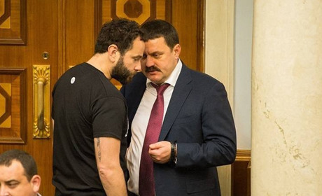 ДБР завершило розслідування щодо справи про держзраду Деркача та компанії. Що зʼясували