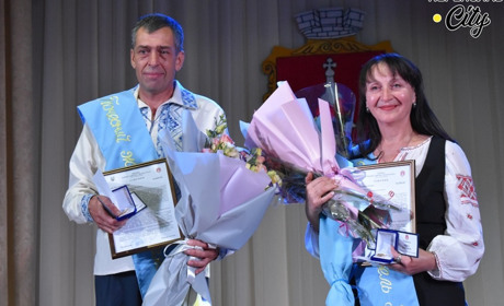 До Дня міста жителям Переяслава вручили почесні звання, грамоти і премії: хто заслужив? ФОТО