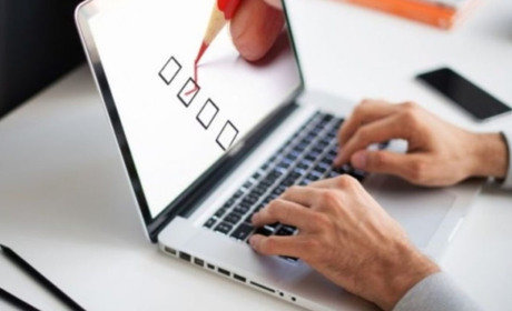 Торецька громада запускає опитування для переселенців задля покращення послуг у гуманітарних хабах