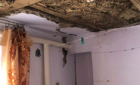 "Я думала, на мене впала стеля!" Історії старокостянтиніців, житло яких постраждало після обстрілів