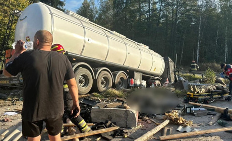 На Рівненщині автоцистерна в'їхала у блокпост — загинув поліцейський із Сарн