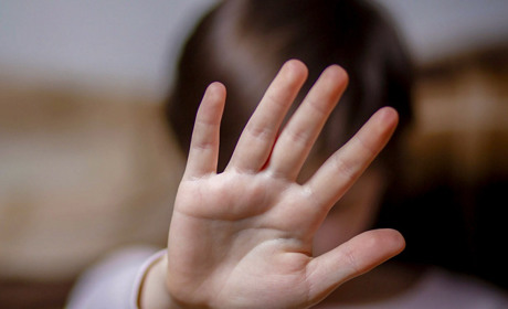 Секс із неповнолітньою родичкою: поліція повідомила про підозру жителю Ржищівщини