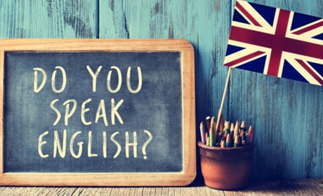 Для переселенців з Луганщини відкрили курси з вивчення англійської. Де відбувається навчання