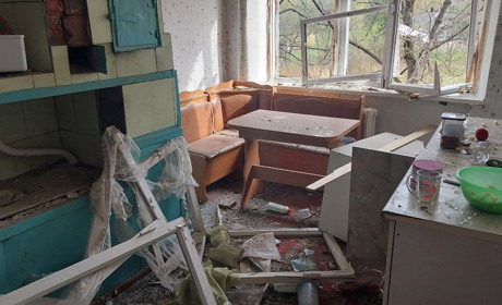 «Тата привалило дверима в душі». Родина з Глухівщини просить про допомогу після атаки БПЛА