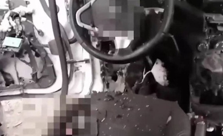 У Новотроїцькому підірвали автівку головного місцевого поліцая