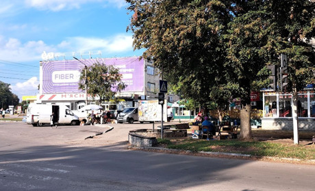 У Гадячі на Великому Кругу знову не працює світлофор.Нині один з приладів знаходиться на діагностиці