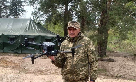 Захисник зі Сватового Олег Дем’яненко бореться з онкологією. Рідні просять допомоги в порятунку