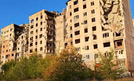 Окуповані міста Луганщини перебувають у занепаді. Як виглядають безлюдні вулиці Сіверськодонецька