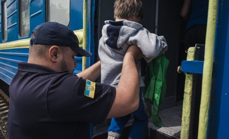 В Покровській громаді залишаються 135 дітей. Евакуаційний потяг з Донеччини курсуватиме щодня