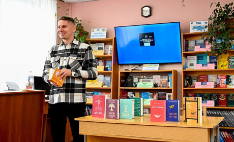 Мої книги - куполи мого храму: творча зустріч з письменником Олександром Козинцем у Кагарлику