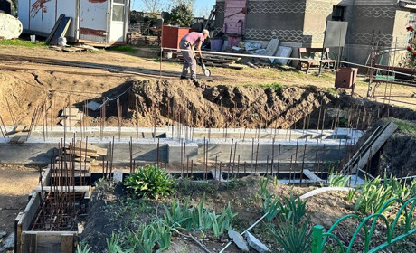 На Южненському кладовищі триває будівництво колумбарію (ФОТО)