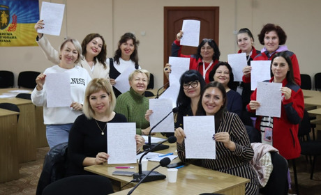 Південноукраїнці вперше писали радіодиктант у сесійній залі. Єднання вийшло на 100%