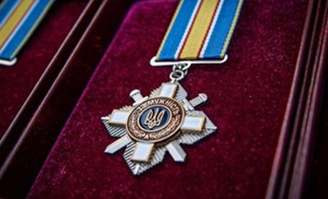 У Південному вручили посмертний орден дружині полеглого захисника