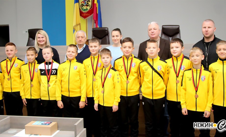 У Ніжині вітали юних футболістів