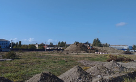 Схема відмивання грошей на будівництві в окупованому Генічеську: інвестори розтягують терміни