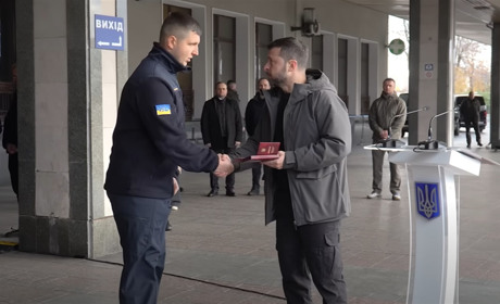 Президент України відзначив залізничника з Тростянця Анатолія Громака орденом “За заслуги”