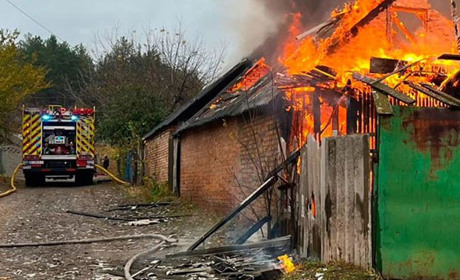 Під час пожежі на Полтавищні загинули дві літні жінки та дитина