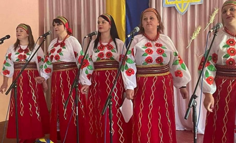 Репетирують в укритті, щоб перемагати: ансамбль із Есмані здобув призове місце міжнародного конкурсу