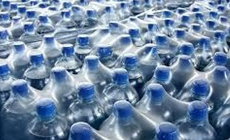 У Покровську отримали півтори тисячі літрів питної води та резервуари від благодійників