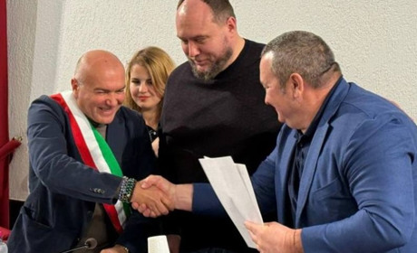 Марганець підписав угоду про співпрацю з італійським містом Пескічі