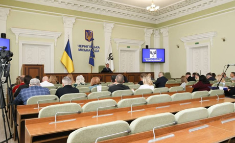 Чергова сесія Чернігівської міської ради не відбулася через відсутність кворуму