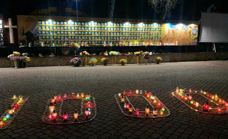 1000 днів великої війни: у Старокостянтинові провели хвилюючу акцію