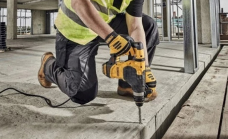 Де можна купити перфоратор DeWALT за доступною вартістю?